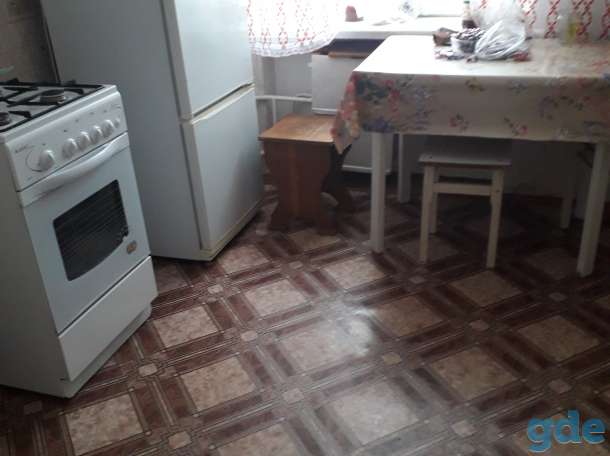 Продам 4-комн.квартиру с гаражом в поселке Медков, фотография 10