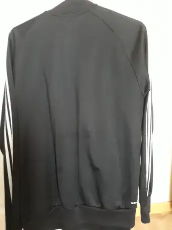 Спортивный костюм Adidas с шортами и майкой, пэ, бу, в отличном состоянии, фотография 2