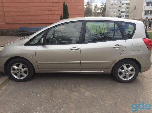 Toyota Corolla Verso II (E121), 2002, фотография 3