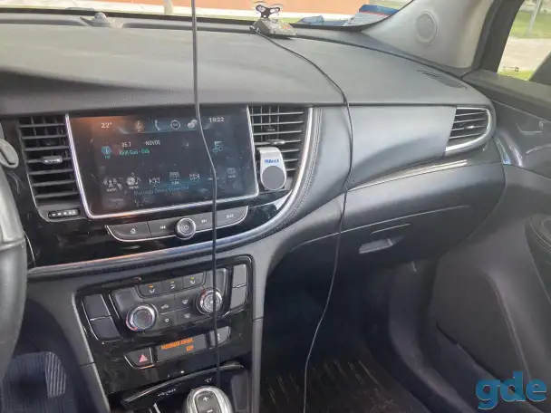 Buick Encore 2018, фотография 2