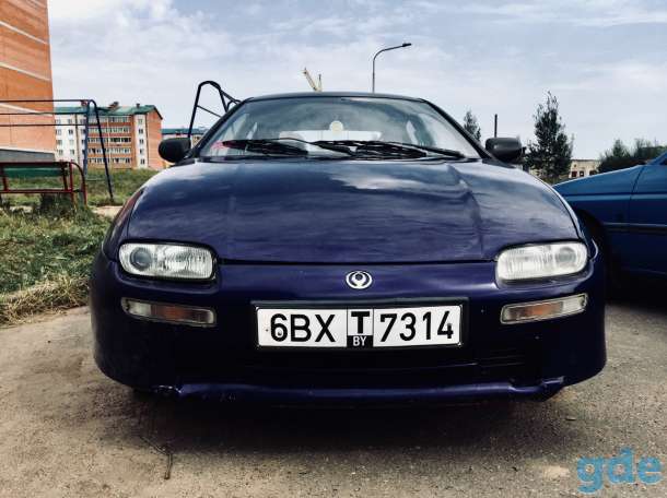 Мазда 323F Mazda 323, фотография 2