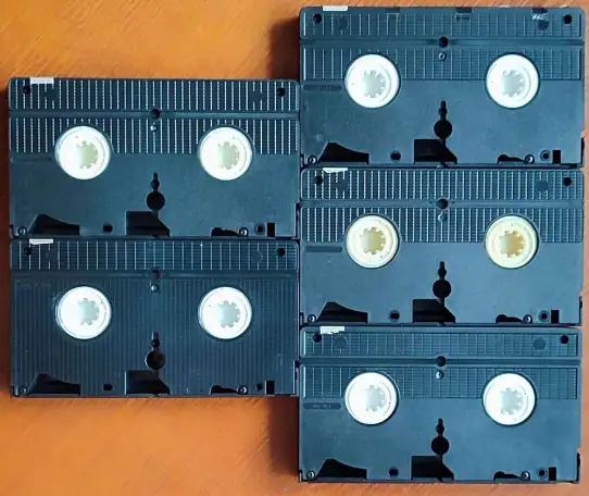 Домашняя коллекция VHS-видеокассет ЛОТ-5, фотография 4