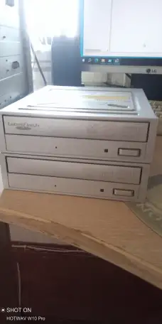Оптический привод для ПК, фотография 1