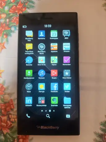 Blackberry Leap STR 100-1 2/16 Gb 2800 mAh 5, фотография 1