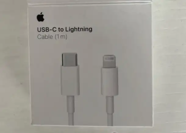 USB C TO LIGHTNING CABLE 1m, фотография 1