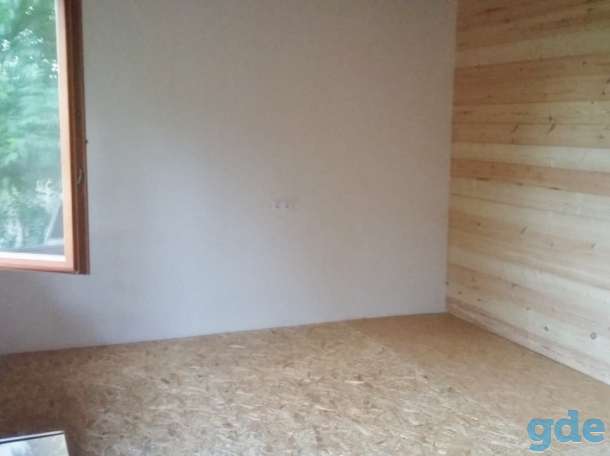 Продаю новый 5-комн. коттедж с большой кухней-гостиной в очень уютном, тихом и живописном месте., фотография 9