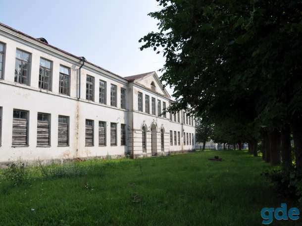здание бывшей школы в центре города, ул. Мицкевича, 148, фотография 2