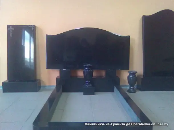 Памятник из гранита на 2-3 чел. изготовление и установка под ключ., фотография 1