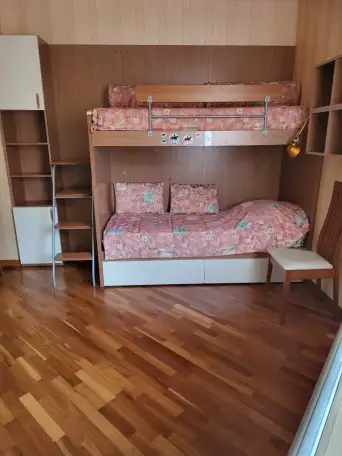 Продам 6-комн.кв. ул.Азгура 1 пл. Победы, фотография 5