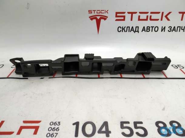 Зап. части для авто Tesla. Кронштейн крепления верхний фронтальн.левый накладки дверного проёма двери сокола Tesla model, фотография 4