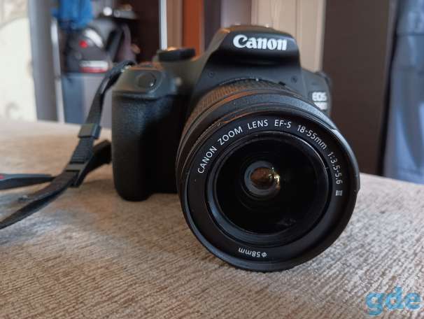 Фотоаппарат Canon 1300, фотография 1