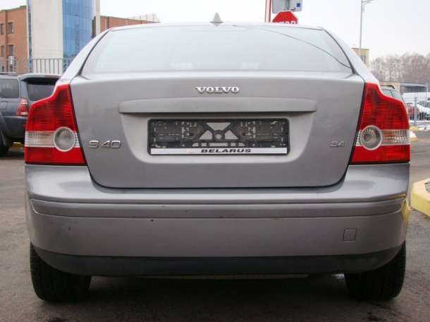 Роскошный Volvo S40 2.4 i, фотография 3
