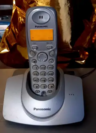 Радиотелефон с АОН Panasonik KX-TG1105RU, фотография 9