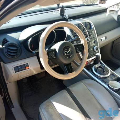 Автомобиль Mazda CX-7, фотография 1