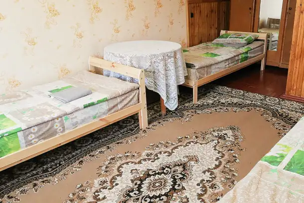 Простая квартира на период командировки в Ивацевичах, фотография 3