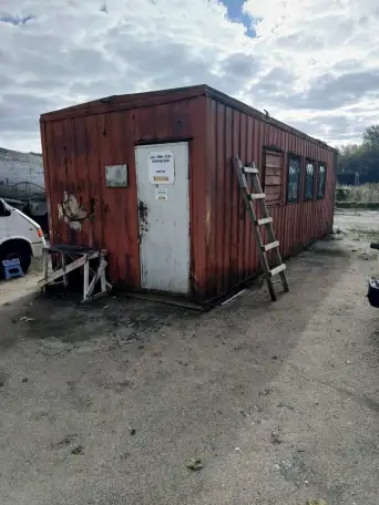 Б/у бытовки-вагончики под склад и хранение материалов. Разные размеры., фотография 1