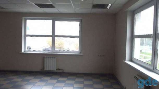 Помещение 30кв.м по  ул.Притыцкого 60д со своей бесплатной парковкой, фотография 3