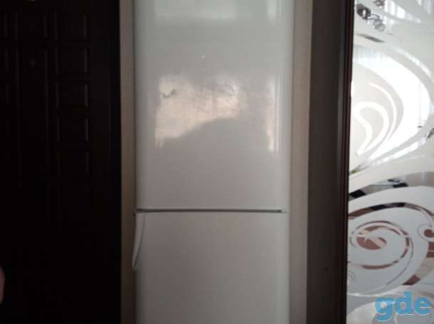 Холодильник Indesit C 240 G продам, фотография 1