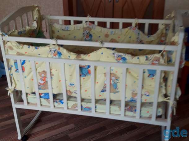 Продам кроватку детскую, фотография 1