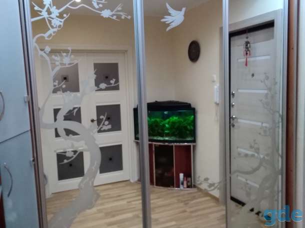 Продам трехкомнатную квартиру, 16-й микрорайон, фотография 3
