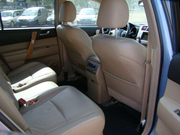 Автомобиль из Америки Toyota Highlander Hybrid, фотография 6