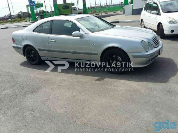 Крыло мерседес clk w208 стеклопластик, фотография 5