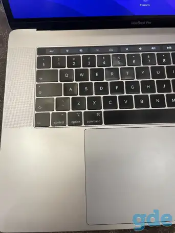 Apple MacBook Touch Bar 15(2019 года) б/у, фотография 7