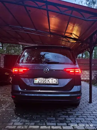 Volkswagen Touran 2018 г. 1,6 дизель 115 л.с., фотография 1