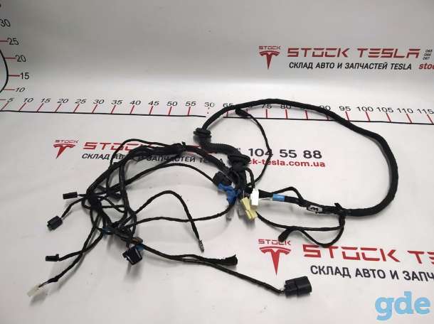 Зап. части для авто Tesla. Электропроводка крышки багажника правая сторона Tesla model SLL ASY,H, фотография 4
