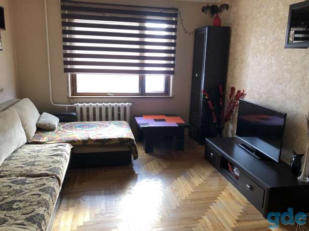 Сдам двухкомнатную квартиру на сутки, ул. д.73 кв.3, фотография 1
