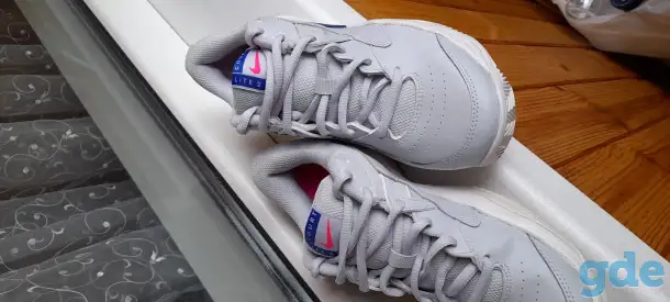 Кроссовки NIKE, фотография 4