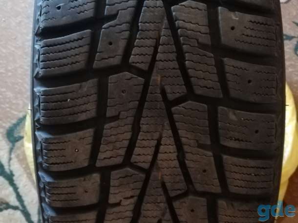 Продам комплект зимних шин 205/55 R16 Nexen (4 шт.), фотография 2