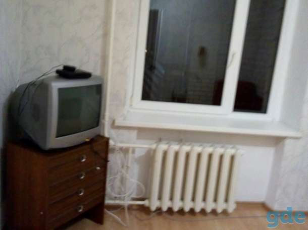 сдам двух комнатную квартиру на длительный срок, ул Пестрака д.8, фотография 1