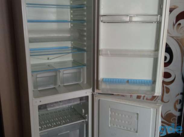 Холодильник Indesit C 240 G продам, фотография 5