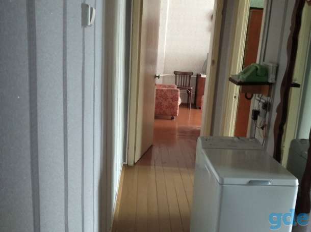 Продам 3-х комнатную квартиру в центре Кировска, ул.Пушкинская, 1, фотография 1