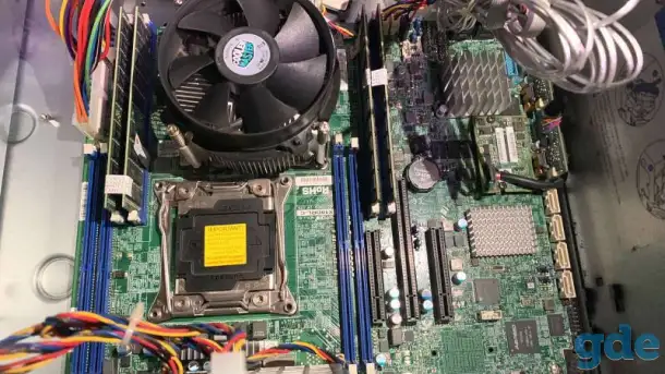 Продам мощный сервер SUPERMICRO Xeon, 64GB, 10TB, 2x800w, фотография 2