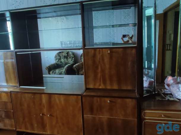Продам стенку в гостиную, фотография 1