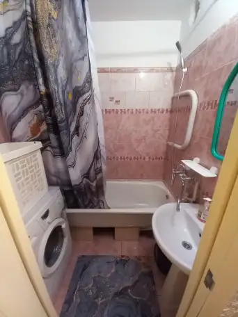 Квартира на сутки посуточно, Строителей 31, фотография 8