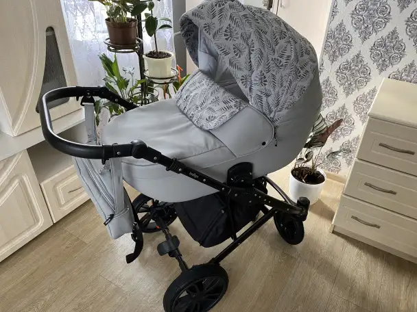 Продам детскую коляску, фотография 4