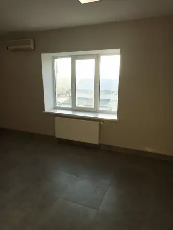 офисное помещение в аренду 22,5 кв.м., фотография 2