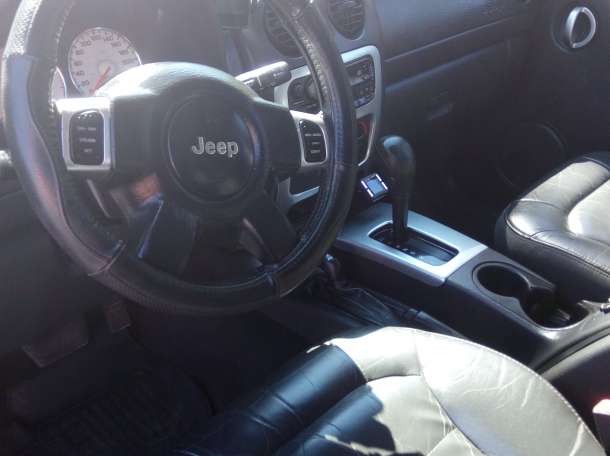 Продам автомобиль.Jeep Cherokee 2003 года, фотография 5