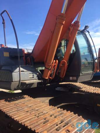 Экскаватор Hitachi ZX270, фотография 7