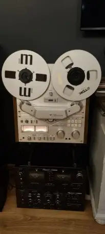 Катушечный магнитофон Akai gx-636, фотография 1