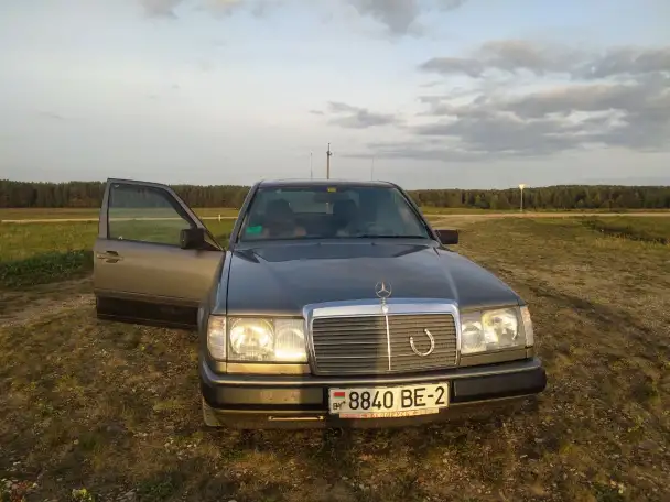 Продам Мерседес 124 Mercedes-Benz E-Class, фотография 1