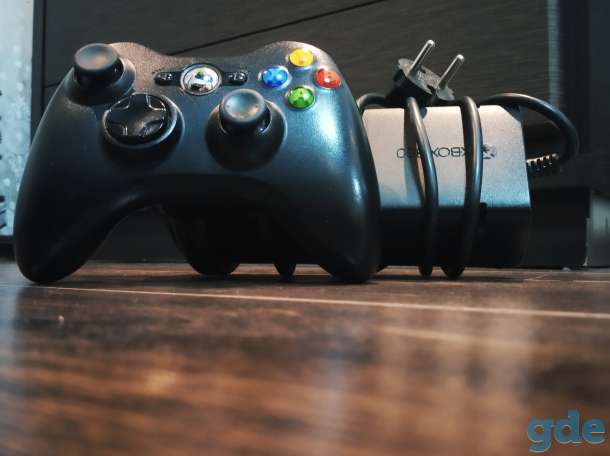Завидный Xbox 360 E, фотография 2