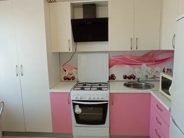 Сдам 3 комнатную квартиру на длительный срок, Ул Мира 18, фотография 1