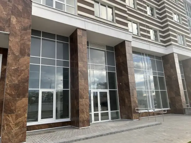 Помещение под торговлю офис услуги пр-т Дзержинского 21, фотография 1
