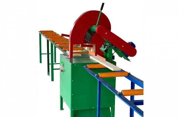 Торцовочный станок, фотография 2