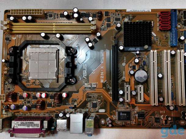 Материнская плата Asus, фотография 1