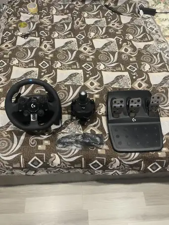 Logitech G923, фотография 3